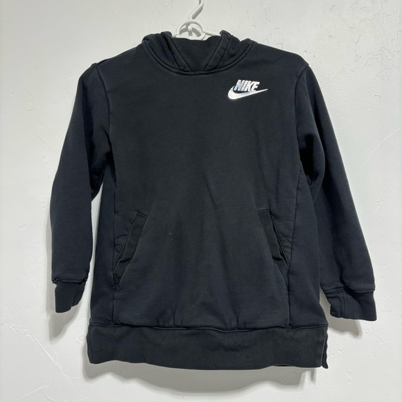Nike Pullover Girl's Hoodie Hooded Sweatshirt Black Medium Iridescent Logo - Picture 1 of 5